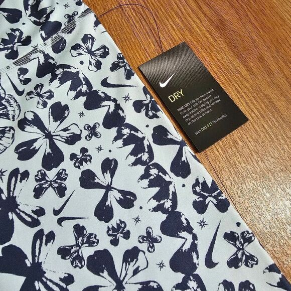 Nike One Tight Fit Shorts Women's Recreation Club RARE Edition Size Small DM1571 - Picture 4 of 9